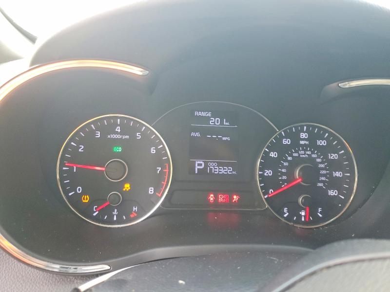 Photo 9 from auction – 2016 KIA FORTE with VIN KNAFK4A60G5540215