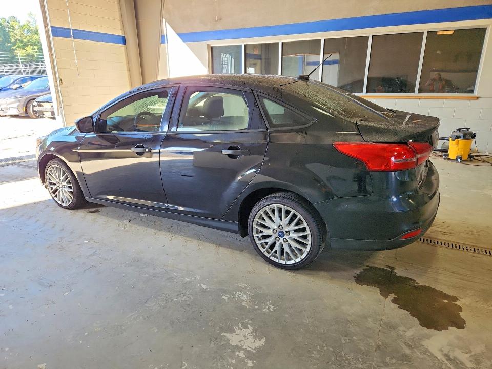 Foto 2 de la subasta – 2017 FORD FOCUS con VIN 1FADP3E28HL331613