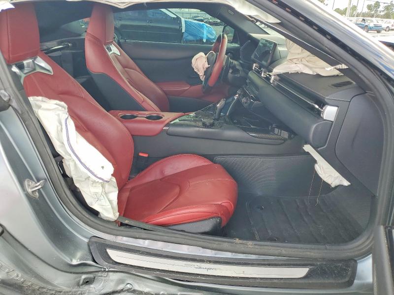 Photo 10 from auction – 2022 TOYOTA GR SUPRA with VIN WZ1DB0C03NW051733