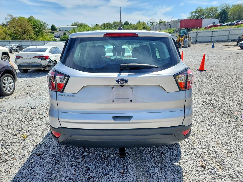 صورة رقم 6 من المزاد - 2018 FORD ESCAPE مع VIN 1FMCU0F7XJUB39886