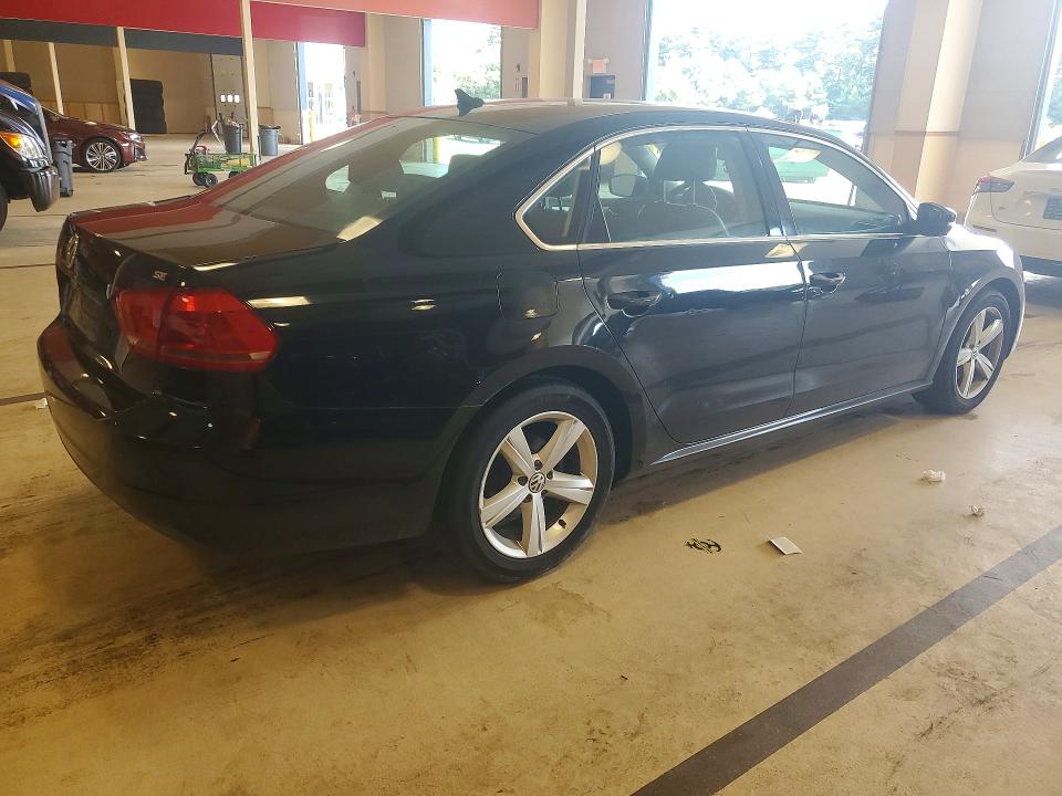 Photo 3 from auction – 2013 VOLKSWAGEN PASSAT with VIN 1VWBP7A36DC117671