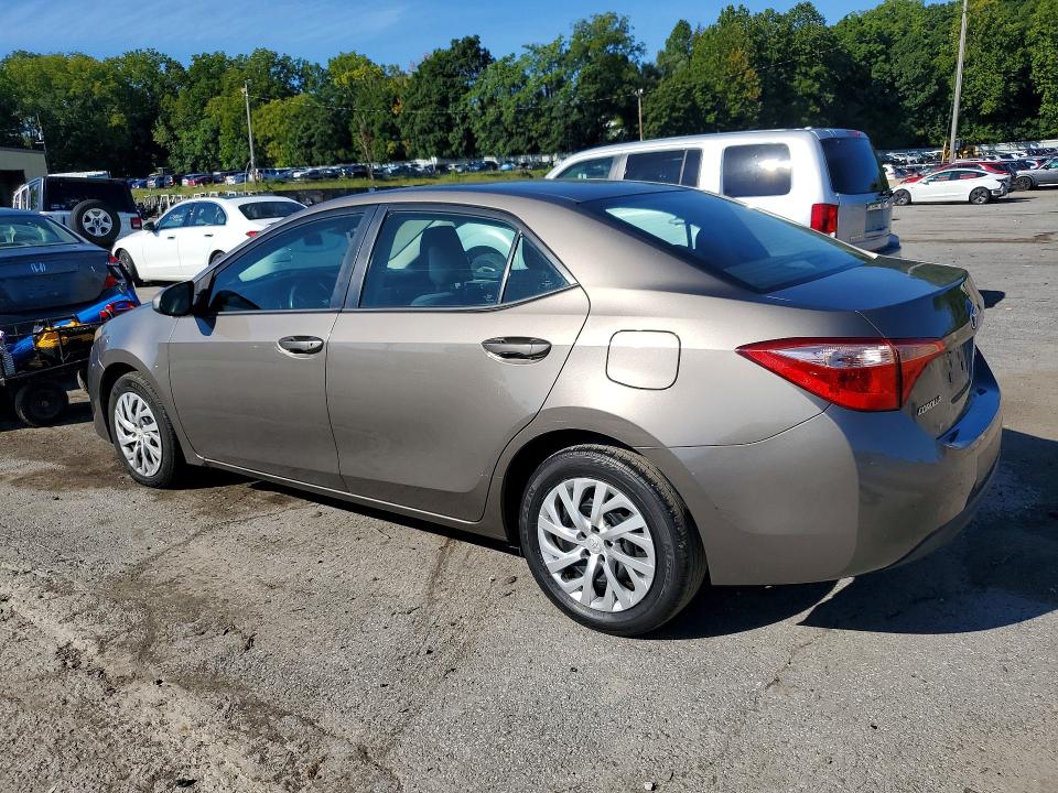 Photo 2 from auction – 2018 TOYOTA COROLLA with VIN 2T1BURHE9JC024645