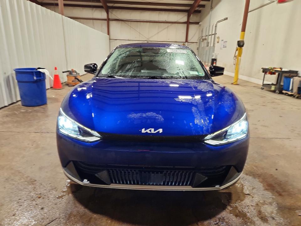 Photo 5 from auction – 2024 KIA EV6 with VIN KNDC34LA7R5214130
