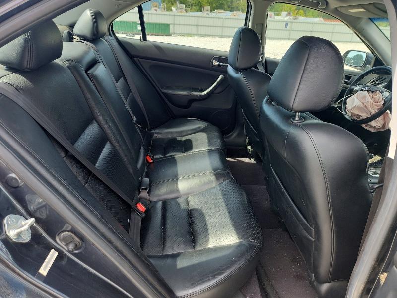 Photo 10 from auction – 2004 ACURA TSX with VIN JH4CL96824C040895