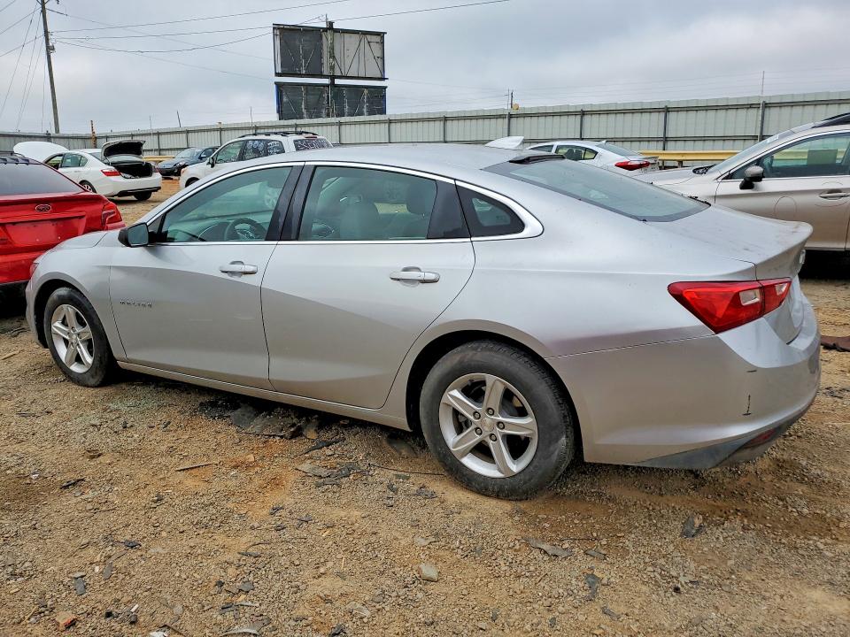 Photo 2 from auction – 2018 CHEVROLET MALIBU with VIN 1G1ZD5ST2JF291558