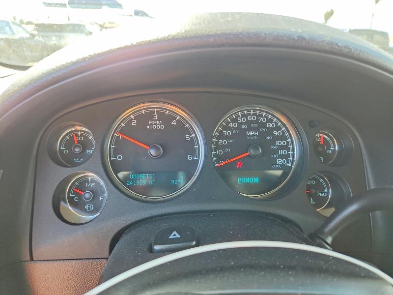 Photo 9 from auction – 2014 CHEVROLET SUBURBAN with VIN 1GNSCKE09ER213527