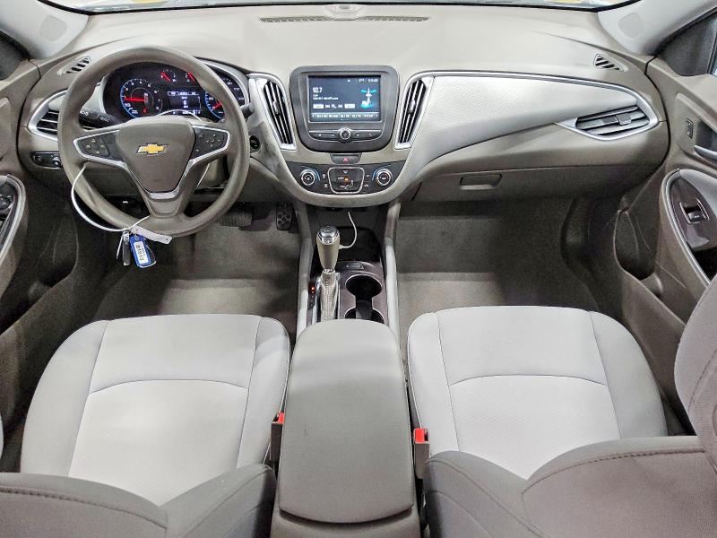 Zdjęcie 8 z aukcji – 2018 CHEVROLET MALIBU z VIN 1G1ZC5STXJF178380