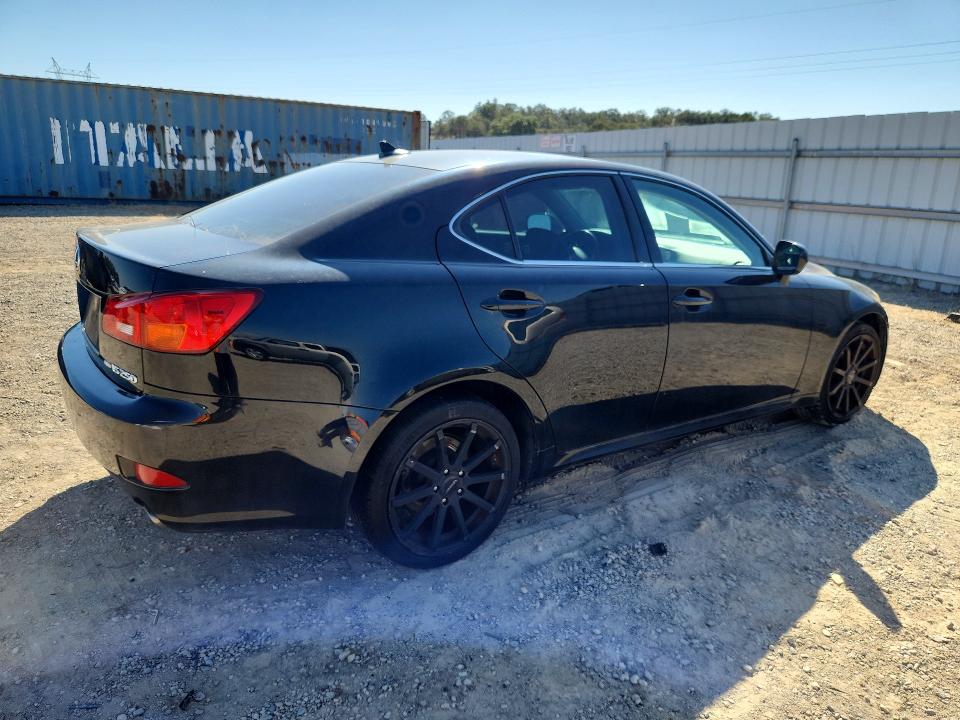 Foto 3 de la subasta – 2008 LEXUS IS con VIN JTHCK262685018947