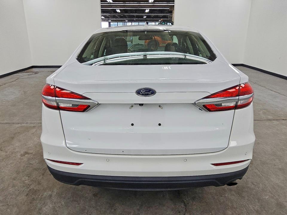 Photo 6 from auction – 2020 FORD FUSION with VIN 3FA6P0HD0LR148401