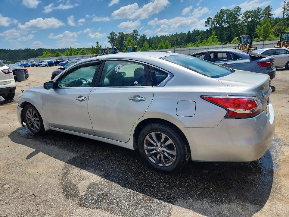 Снимка 2 от търг – 2015 NISSAN ALTIMA с VIN 1N4AL3AP6FC174256