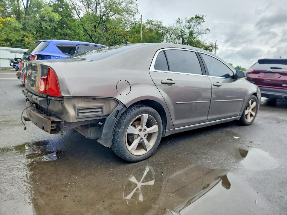 Снимка 3 от търг – 2010 CHEVROLET MALIBU с VIN 1G1ZD5EB2A4110246