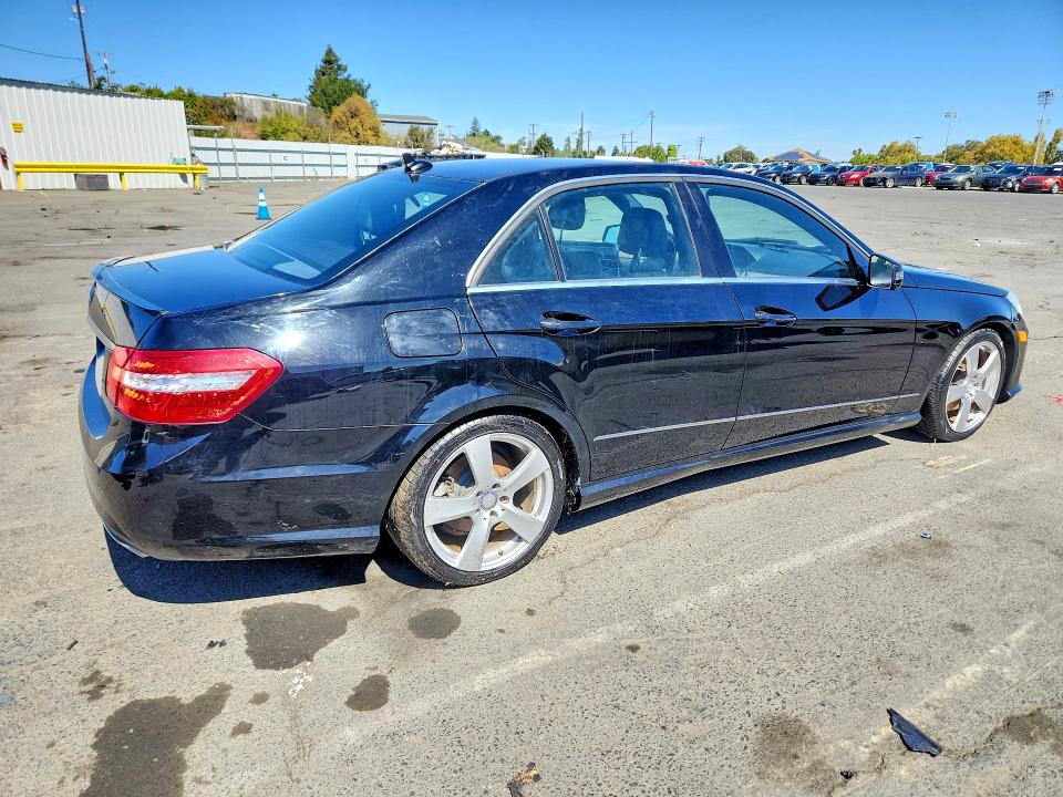 Photo 3 from auction – 2011 MERCEDES-BENZ E with VIN WDDHF5GB6BA455024