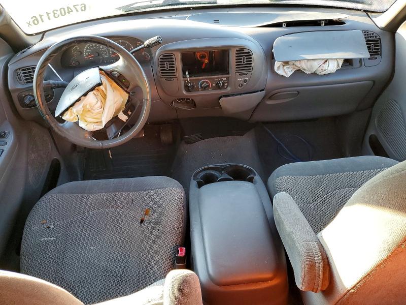 Photo 8 from auction – 2001 FORD F150 with VIN 1FTRX17W41NA36040