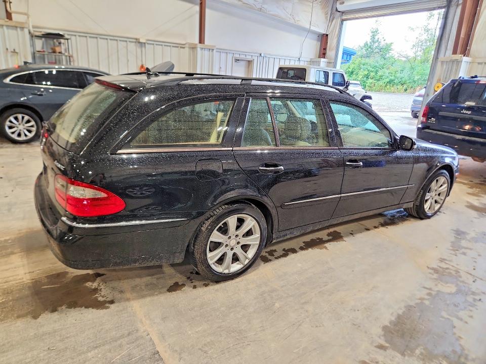 Photo 3 from auction – 2009 MERCEDES-BENZ E-CLASS with VIN WDBUH87X29B393298
