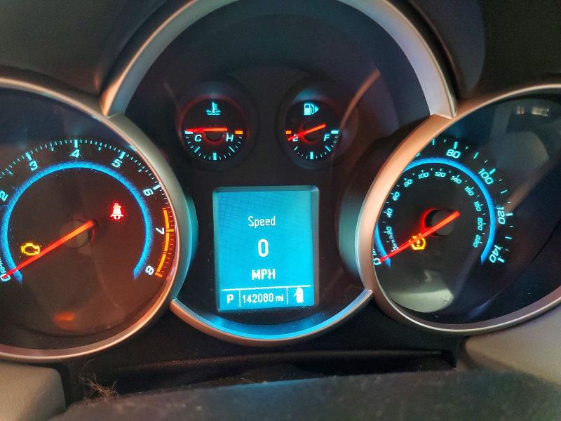 Photo 9 from auction – 2012 CHEVROLET CRUZE with VIN 1G1PC5SH8C7238267
