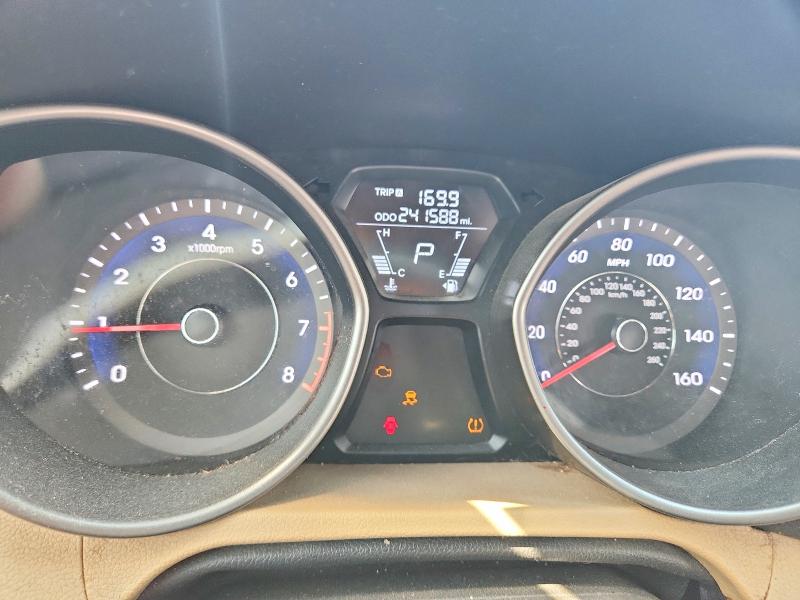 Photo 9 from auction – 2011 HYUNDAI ELANTRA with VIN 5NPDH4AE7BH045163