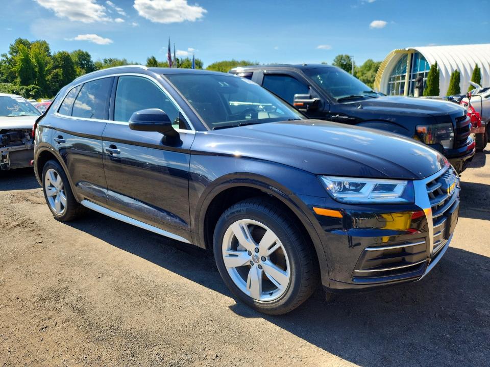 Photo 4 from auction – 2019 AUDI Q5 with VIN WA1BNAFY9K2073690