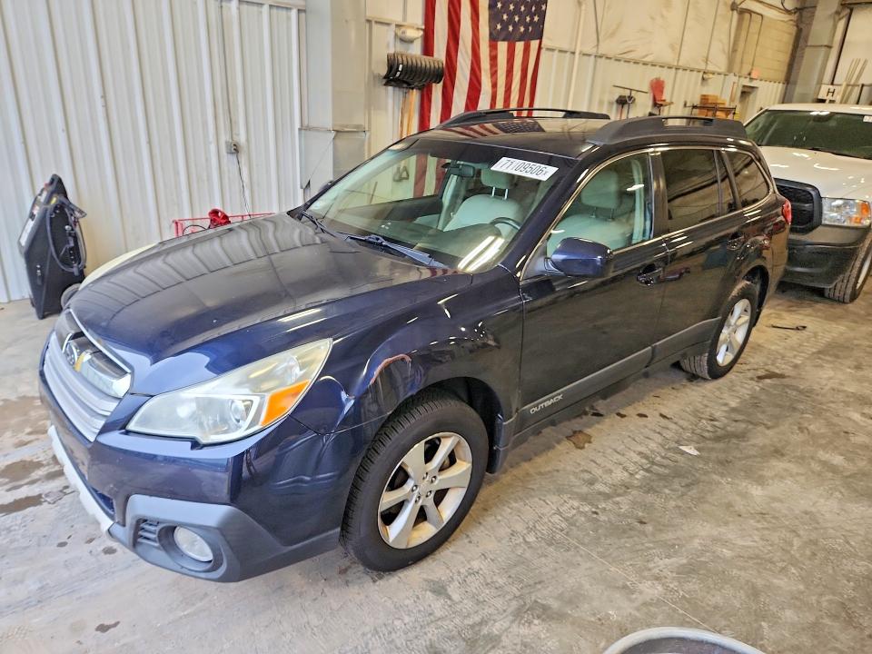 SUBARU OUTBACK 2013 with VIN 4S4BRBJC9D3257838 - Photo from auction