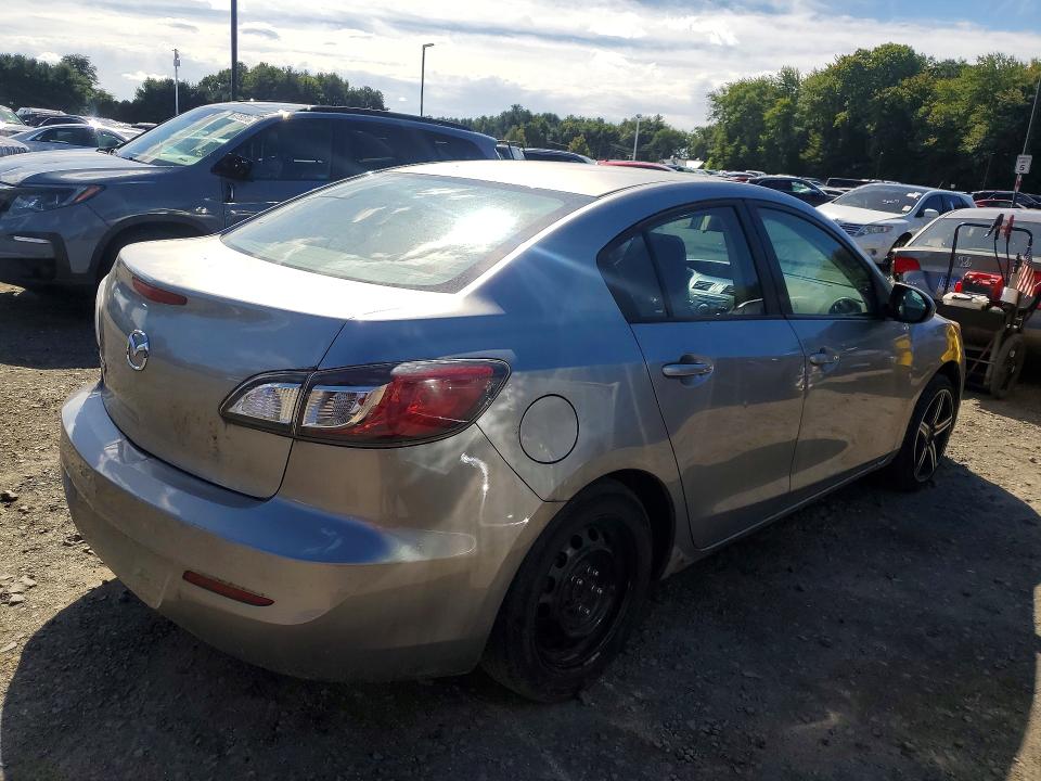 Снимка 3 от търг – 2012 MAZDA 3 с VIN JM1BL1UG7C1679289