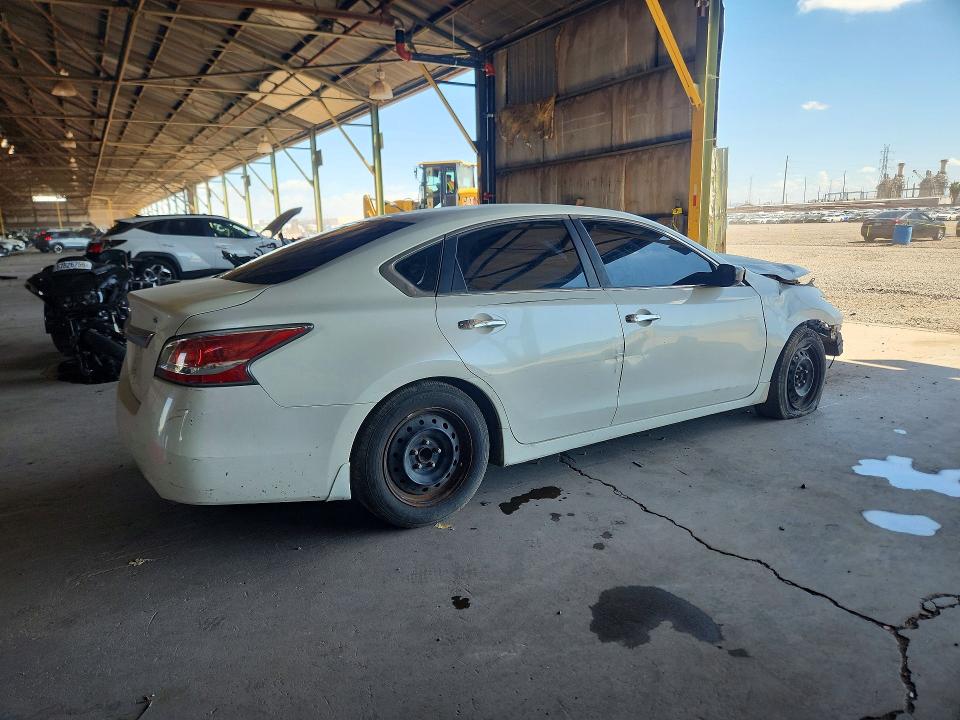 Photo 3 from auction – 2015 NISSAN ALTIMA with VIN 1N4AL3AP9FC273735