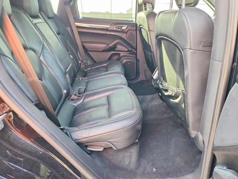 Photo 11 from auction – 2016 PORSCHE CAYENNE with VIN WP1AA2A21GKA38282