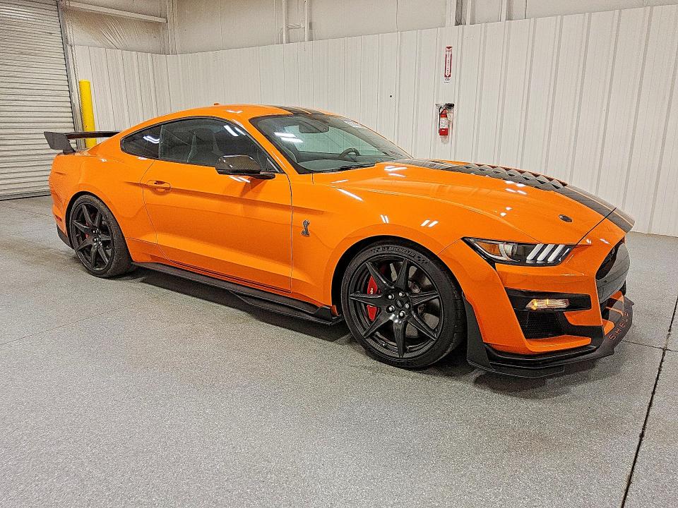 Photo 4 from auction – 2020 FORD MUSTANG with VIN 1FA6P8SJ2L5500829