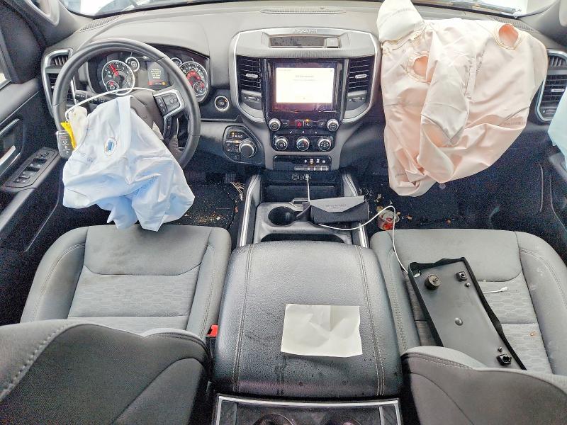 صورة رقم 8 من المزاد - 2025 RAM 1500 مع VIN 1C6RRFFG1SN531032