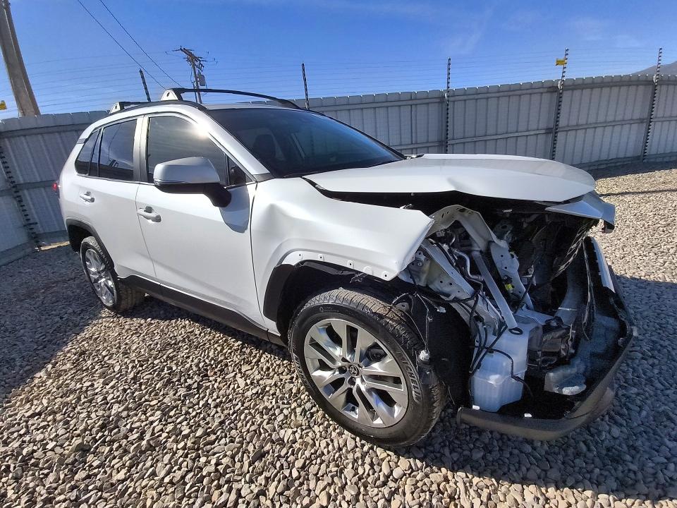 Photo 4 from auction – 2025 TOYOTA RAV4 with VIN 2T3C1RFV9SW420467