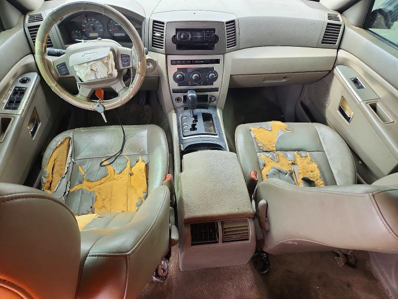 Zdjęcie 8 z aukcji – 2005 JEEP GRAND CHEROKEE z VIN 1J8HS48N35C574773