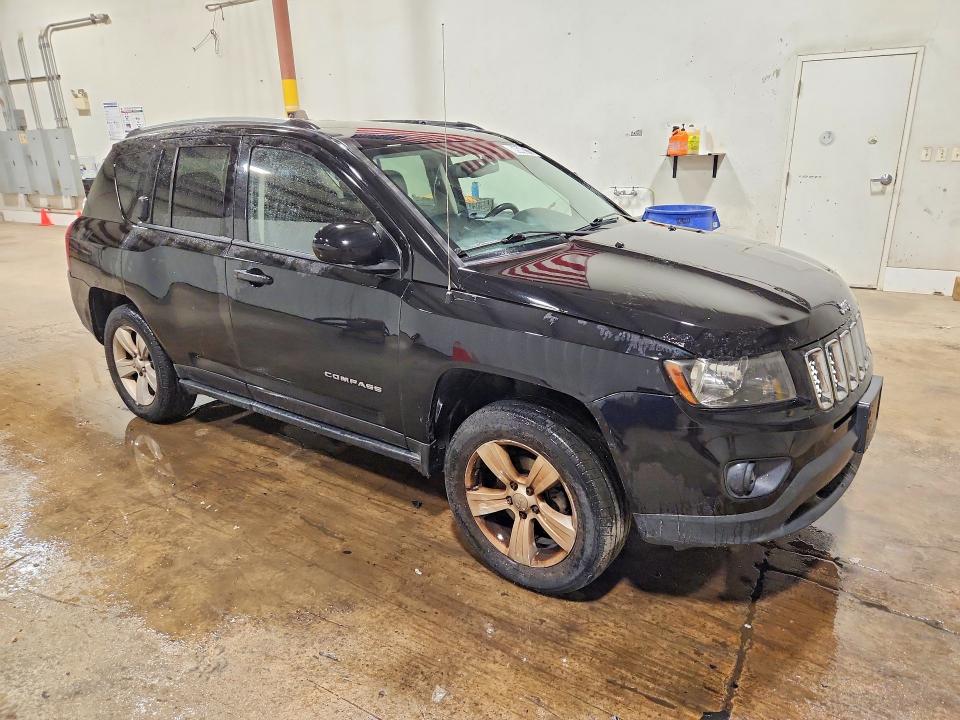 Photo 4 from auction – 2016 JEEP COMPASS with VIN 1C4NJDEB6GD663032