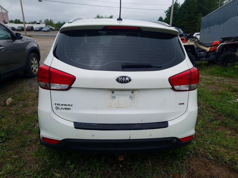 Foto 6 de la subasta – 2015 KIA RONDO con VIN KNAHT8A34F7087545