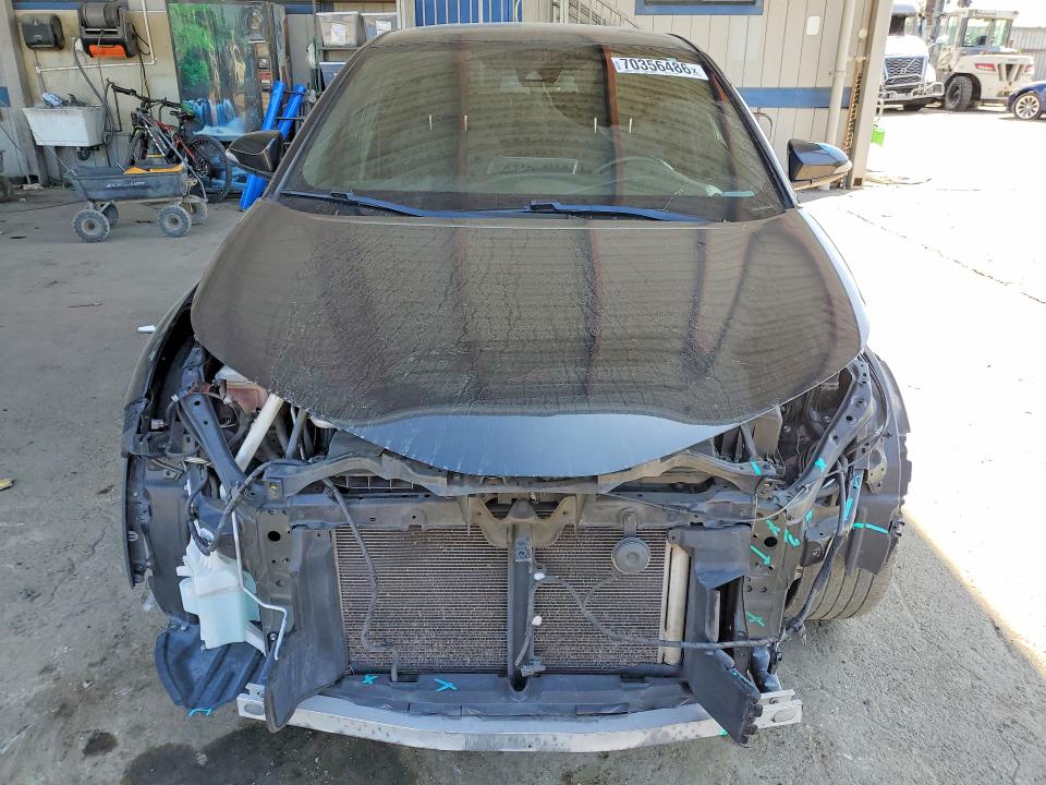 Photo 5 from auction – 2018 TOYOTA C-HR with VIN JTNKHMBX9J1007734