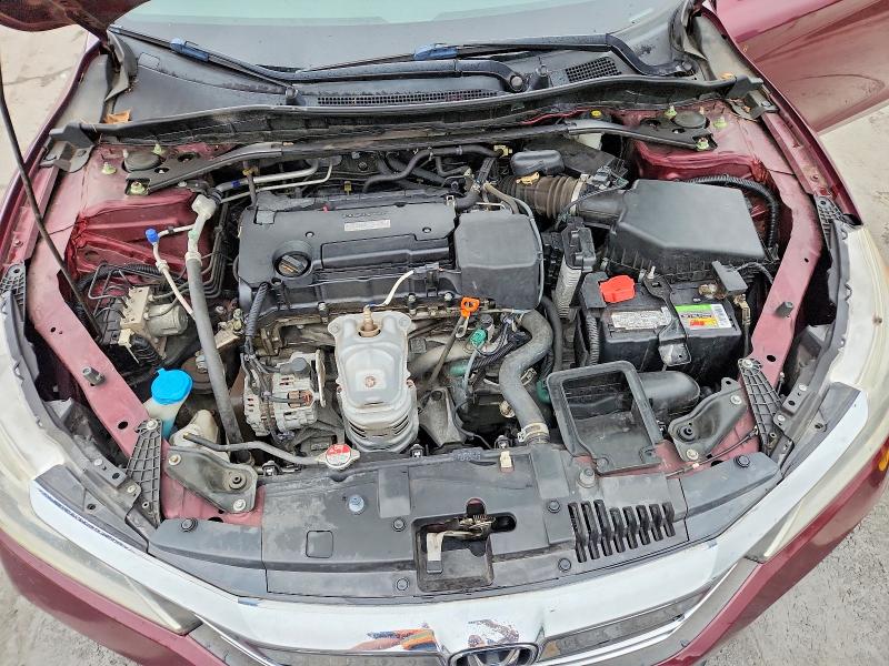 Снимка 11 от търг – 2017 HONDA ACCORD с VIN 1HGCR2F57HA153631