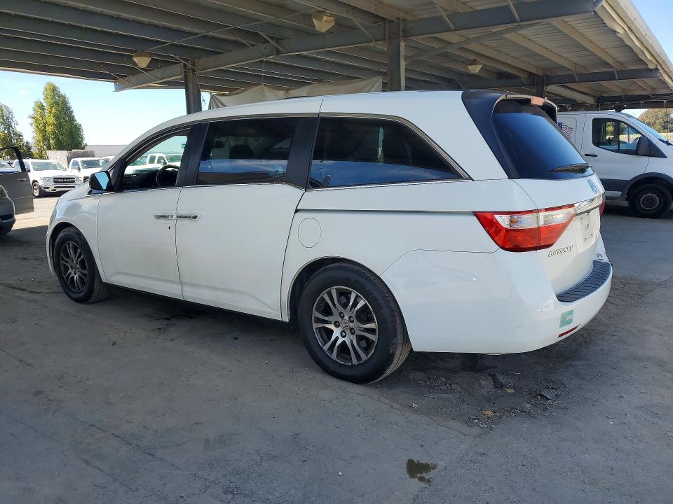 Photo 2 from auction – 2013 HONDA ODYSSEY with VIN 5FNRL5H66DB078830