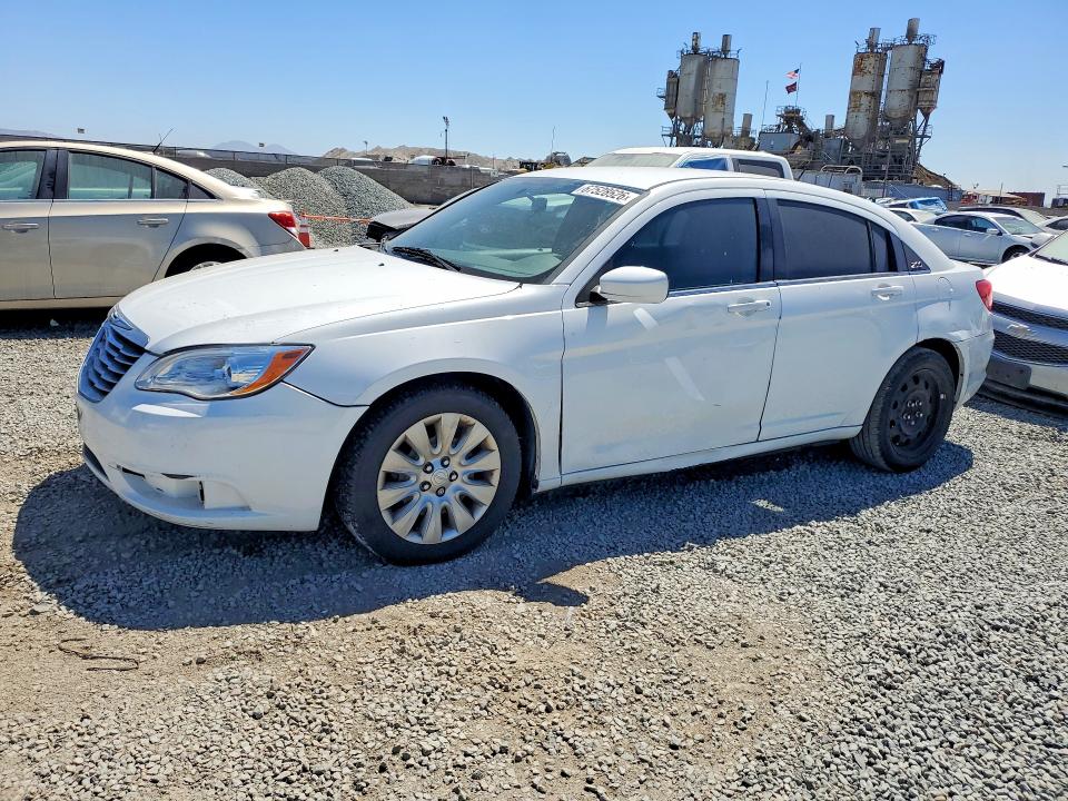 2013 CHRYSLER 200