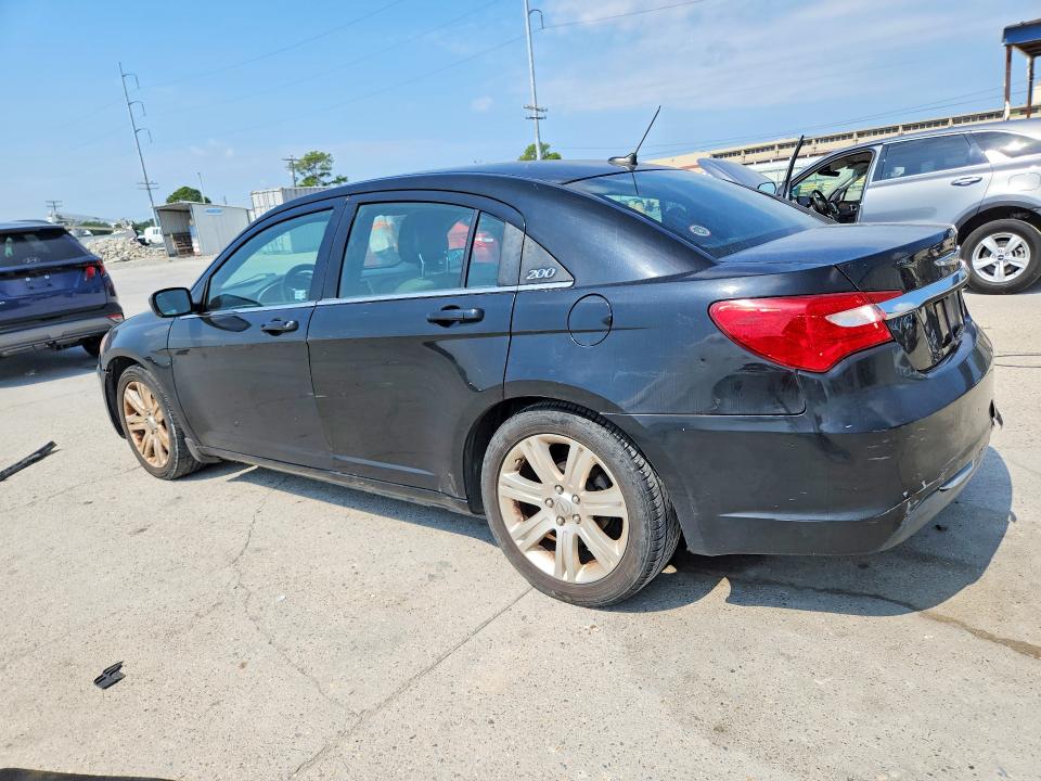 Photo 2 from auction – 2011 CHRYSLER 200 with VIN 1C3BC1FG4BN615977