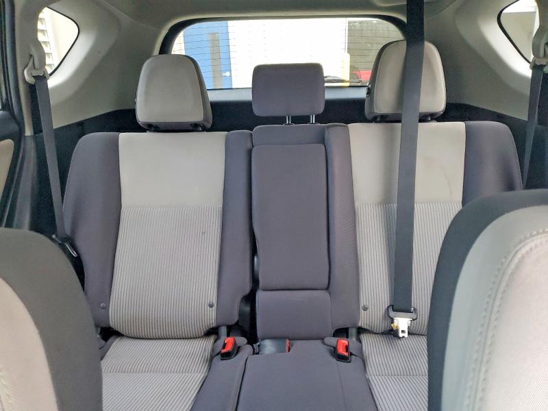 Снимка 10 от търг – 2015 TOYOTA RAV4 с VIN 2T3WFREV2FW230287