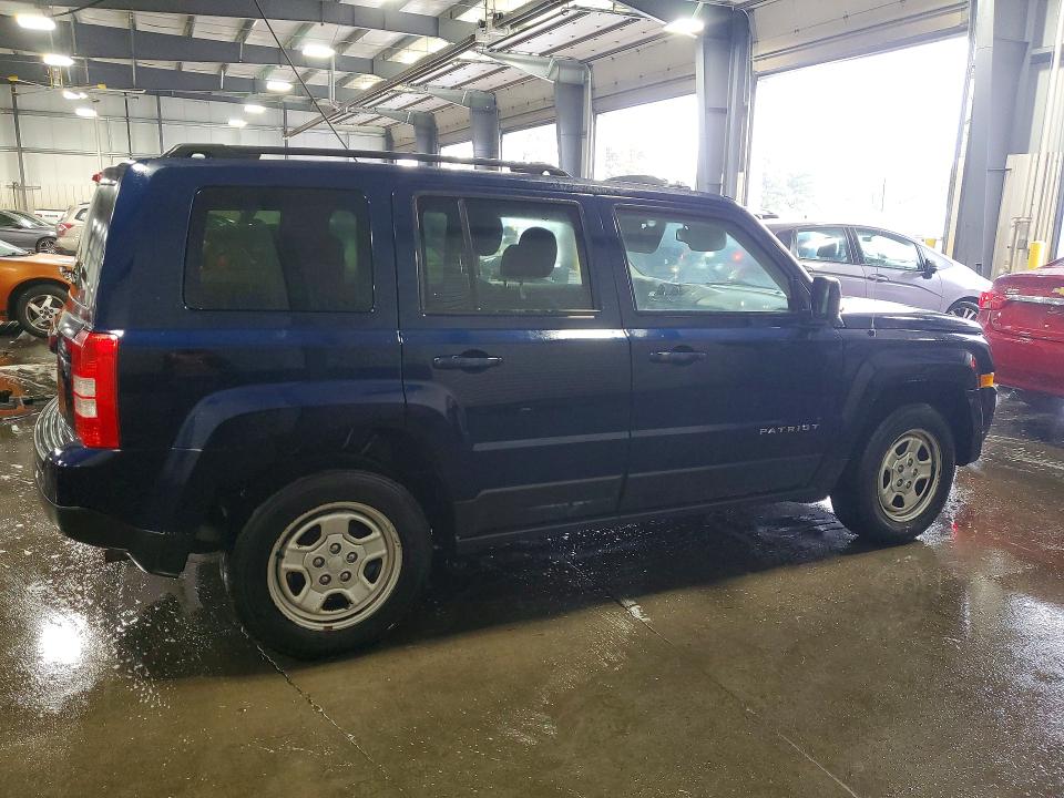 Photo 3 from auction – 2016 JEEP PATRIOT with VIN 1C4NJPBA8GD687846