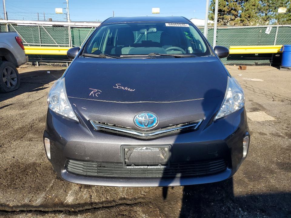 Photo 5 from auction – 2014 TOYOTA PRIUS V with VIN JTDZN3EU8E3327807