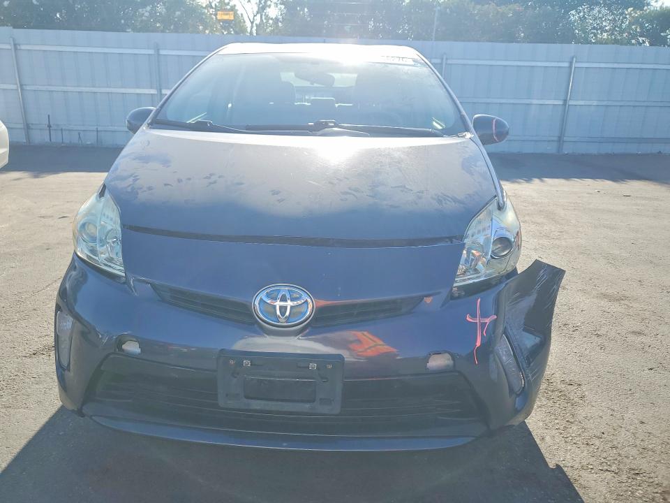 Photo 5 from auction – 2012 TOYOTA PRIUS with VIN JTDKN3DU6C5415839