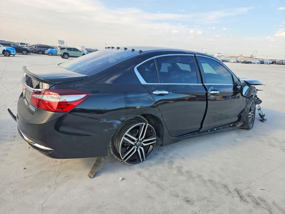 Photo 3 from auction – 2017 HONDA ACCORD with VIN 1HGCR2F13HA219010