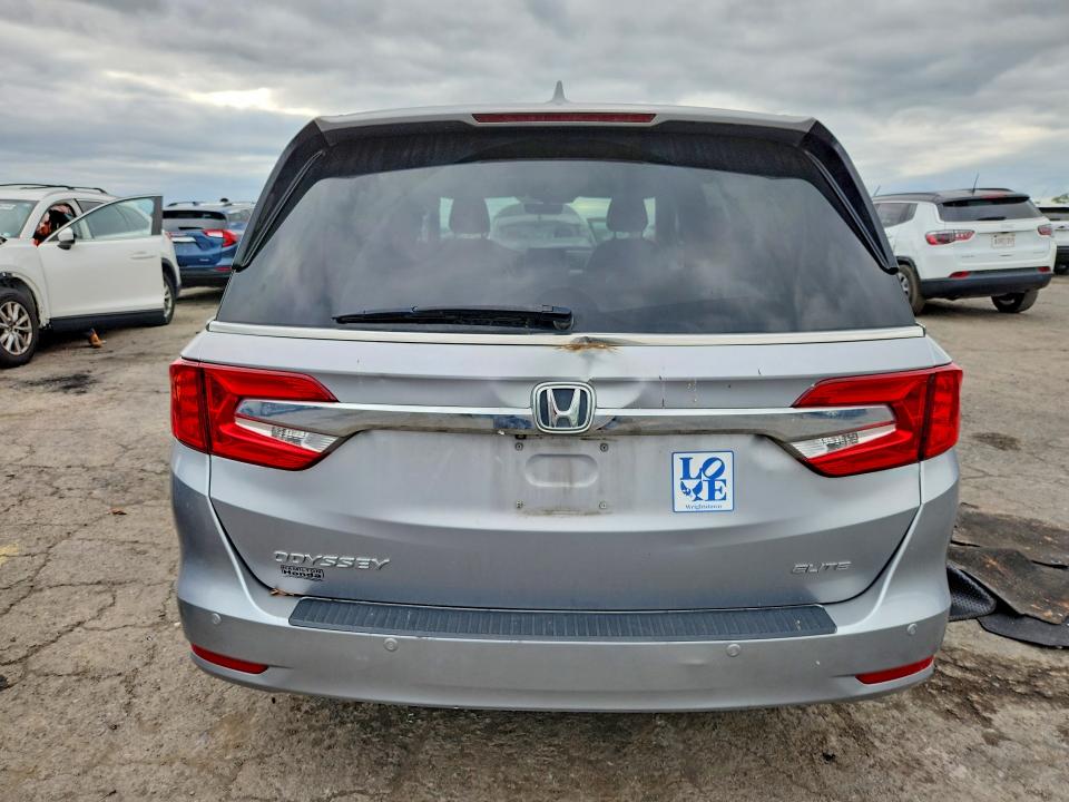 Снимка 6 от търг – 2019 HONDA ODYSSEY с VIN 5FNRL6H96KB007690