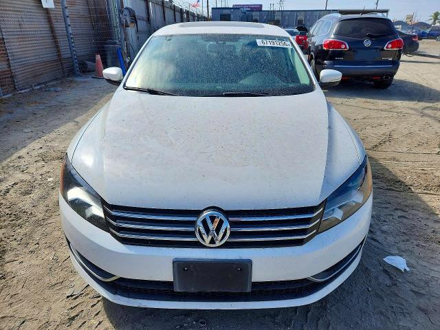 Photo 5 from auction – 2014 VOLKSWAGEN PASSAT with VIN 1VWBT7A3XEC036573