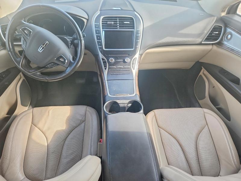 Foto 8 de la subasta – 2016 LINCOLN MKX con VIN 2LMTJ6LR7GBL86707