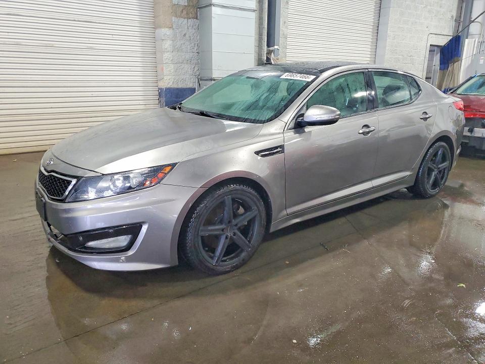 KIA OPTIMA 2012 con VIN 5XXGR4A61CG001837 - Foto de la subasta