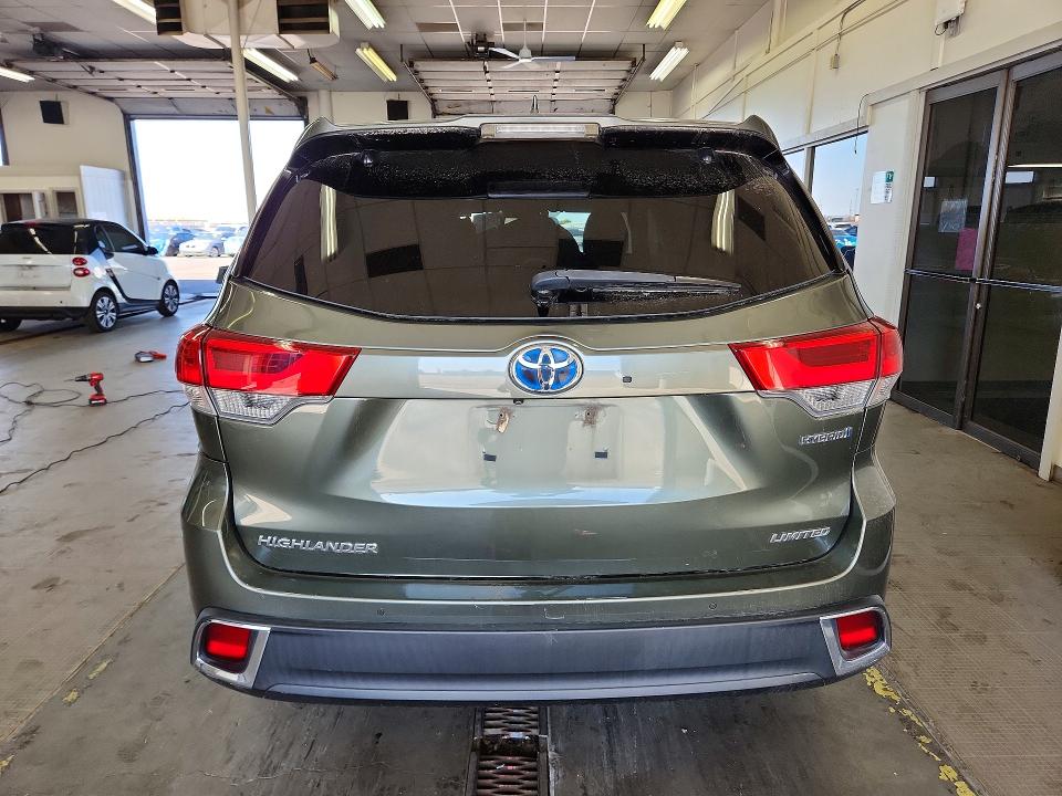 Photo 6 from auction – 2019 TOYOTA HIGHLANDER HYBRID with VIN 5TDDGRFH3KS061082
