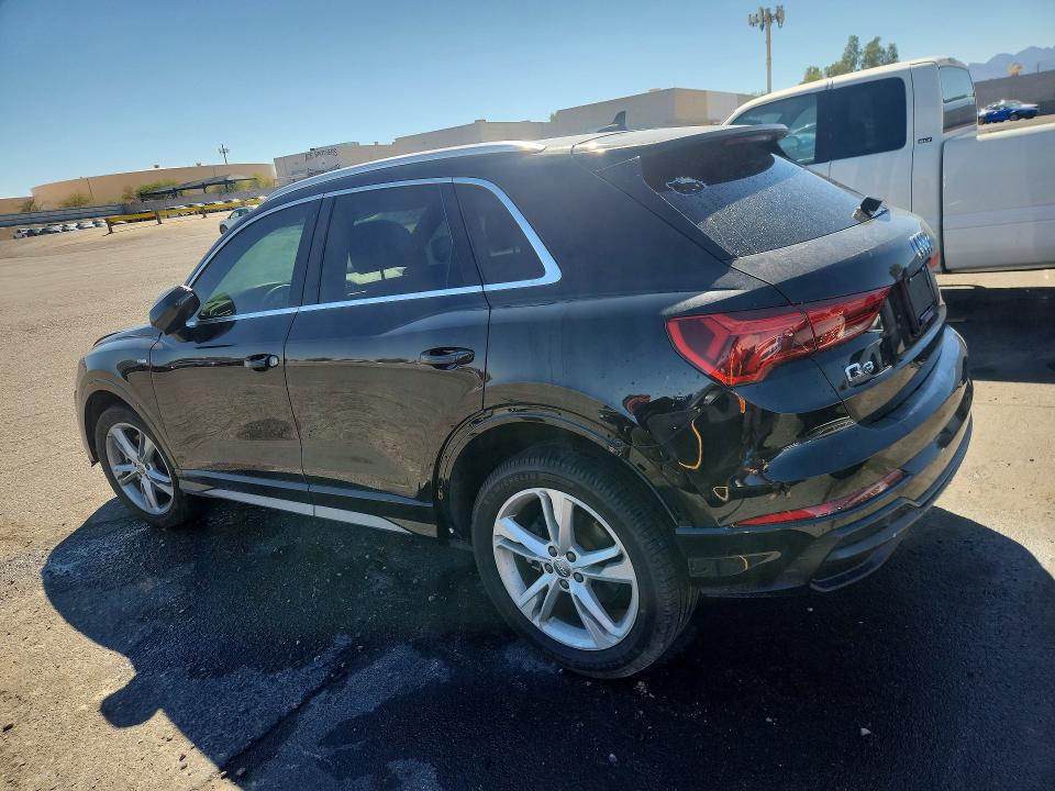 Фото 2 с аукциона – 2021 AUDI Q3 с VIN WA1DECF36M1014808