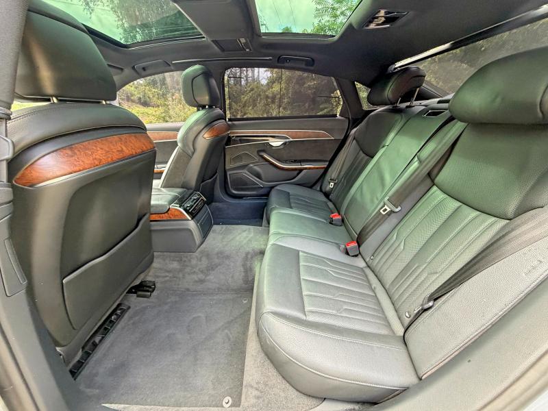 Photo 6 from auction – 2019 AUDI A8 with VIN WAU8DAF88KN017447