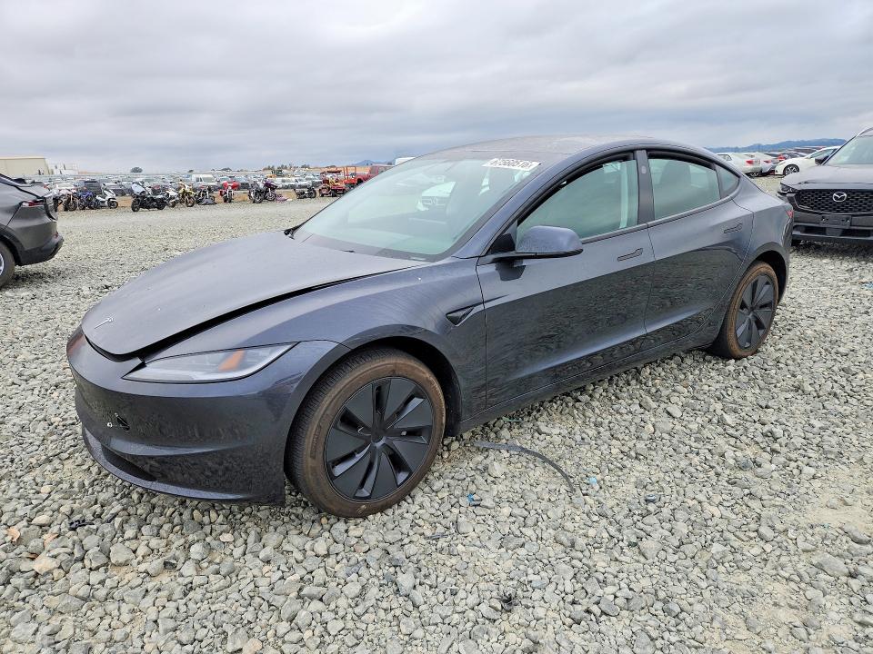 TESLA MODEL 3 2025 с VIN 5YJ3E1EA5SF051763 - Фото с аукциона