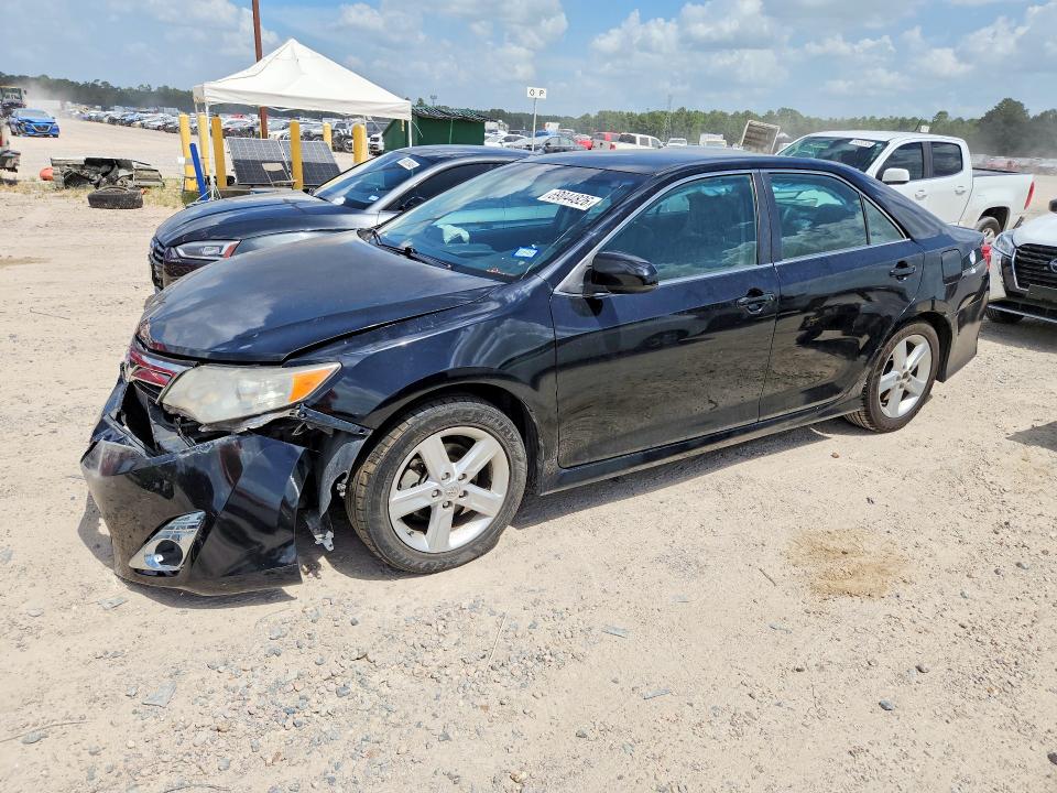 TOYOTA CAMRY 2014 with VIN 4T1BF1FK3EU468452 - Photo from auction